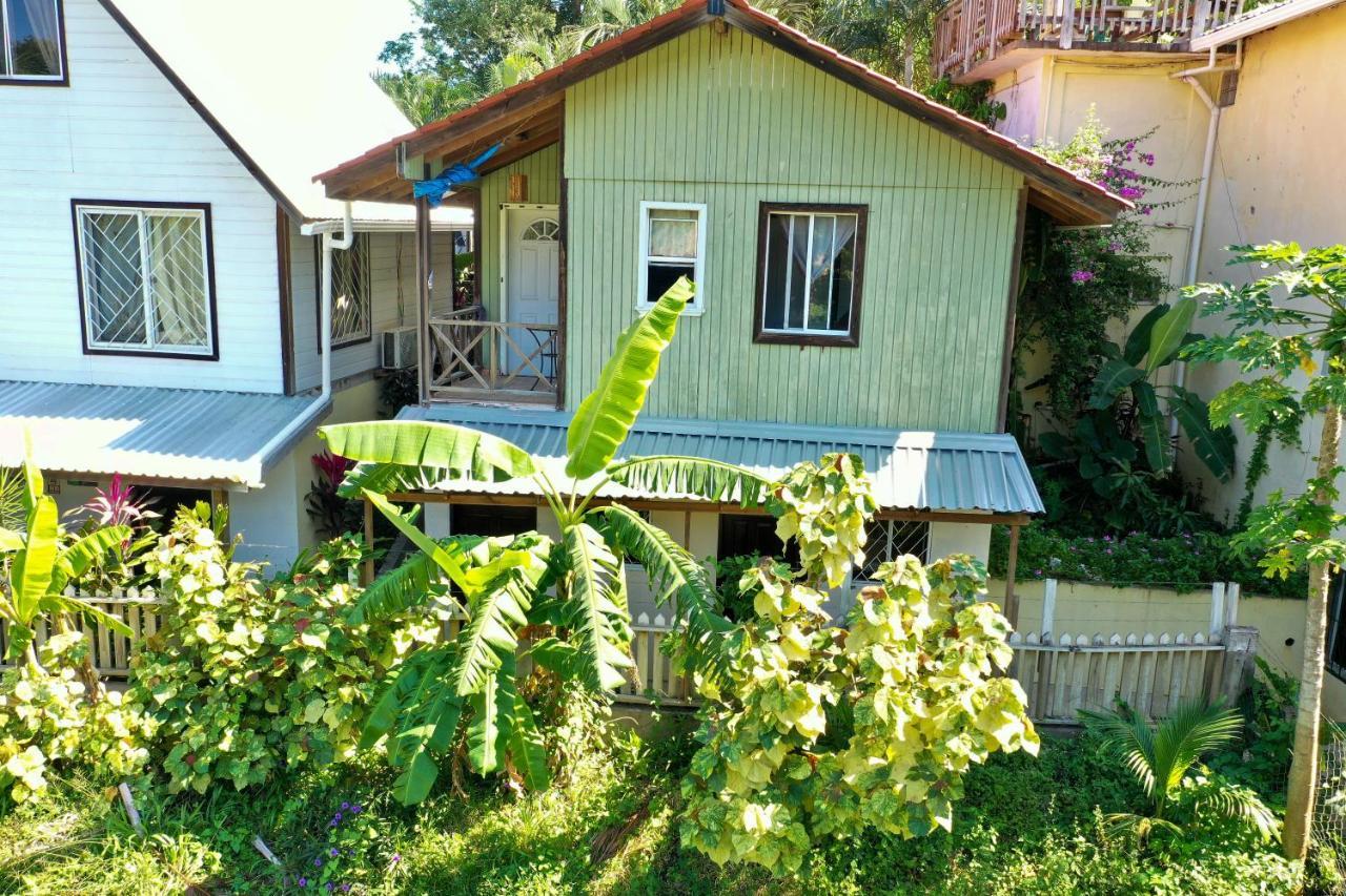 Roatan Backpackers' Hostel Sandy Bay Buitenkant foto